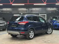 Käytetty Ford Kuga Zetec 138 HP (101 kW) 2013 Sininen Katumaasturi