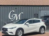 Used Infiniti Q30 Premium 2017 White Hatchback