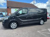 Used Renault Trafic 2016 Black MPV