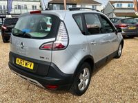 used Renault Scénic III 1.5 XMOD DYNAMIQUE TOMTOM ENERGY DCI S/S 5d 110 BHP