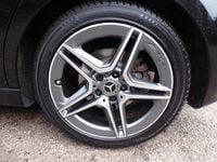 Begagnad Mercedes A200 Executive 2018 Svart Halvkombi