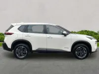 New Nissan X-Trail Acenta Premium 204 HP (150 kW) 2026 White SUV