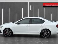 Used Skoda Octavia vRS 230 HP (169 kW) 2018 White Hatchback