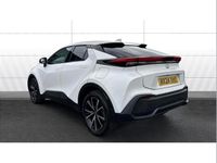 Used Toyota C-HR Design 140 HP (102 kW) 2024 White SUV