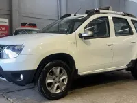 Used Dacia Duster Lauréate 110 HP (80 kW) 2018 White SUV