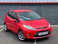 Used Ford Fiesta Zetec 82 HP (60 kW) 2012 Red Hatchback