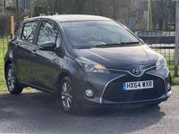 Used Toyota Yaris 99 HP (72 kW) 2014 Grey Hatchback