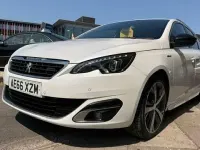 Used Peugeot 308 GT-line 130 HP (95 kW) 2016 Pearl white metallic Estate