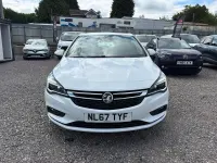 Used Vauxhall Astra SRi 2017 White Hatchback