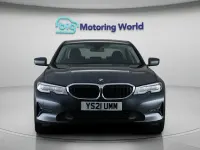 Usado BMW 330e 292 HP (214 kW) 2021 Cinzento Sedan