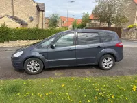 Usado Ford S-MAX Zetec 2014 Cinzento Monovolume