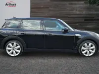 Używany Mini Cooper S Clubman Exclusive 2019 Czarny Kombi