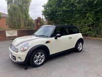 Usado Mini Cooper Hatch 122 HP (89 kW) 2013 Branco Citadino