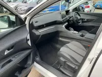 Used Peugeot 3008 Allure 129 HP (94 kW) 2020 White SUV