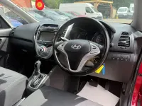 Used Hyundai ix20 SE 125 HP (91 kW) 2017 Red Hatchback