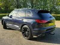 Używany VW Touareg Black Edition 2021 Niebieski SUV