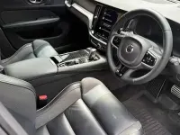 Used Volvo V60 R-Design 340 HP (250 kW) 2021 Blue Estate