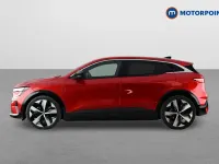 Used Renault Megane E-Tech Komfort 160 kW (218 HP) 2024 Red Hatchback