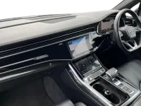 Używany Audi Q7 Comfort 375 KM (275 kW) 2021 Szary SUV