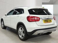 Used Mercedes GLA200 Premium 136 HP (100 kW) 2017 White SUV