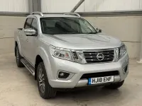Used Nissan Navara Tekna 190 HP (139 kW) 2018 Silver Pickup