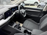 Used VW Golf VIII Life 110 HP (80 kW) 2022 White Hatchback