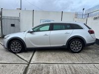Used Vauxhall Insignia Country Tourer 195 HP (143 kW) 2015 Silver Estate
