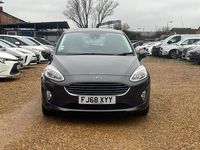 Used Ford Fiesta Zetec 100 HP (73 kW) 2018 Grey Hatchback