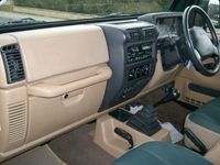 Used Jeep Wrangler 174 HP (127 kW) 2000 SUV