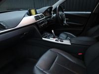 Used BMW 320 Efficient Dynamics 160 HP (117 kW) 2017 Black Estate