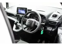Used Toyota Proace 120 HP (88 kW) 2021 White MPV