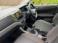 Used VW Taigo Life 95 HP (69 kW) 2024 Blue SUV