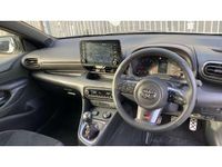 Used Toyota Yaris 257 HP (189 kW) 2023 White Hatchback