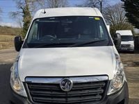 Second-hand Vauxhall Movano 2018 Alb Monovolum
