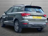 Used Seat Arona SE Technology 95 HP (69 kW) 2023 Mountain green with black roof SUV