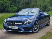 Usado Mercedes C220 AMG line 2017 Azul Cabrios