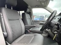 Used VW Transporter S 150 HP (110 kW) 2021 White Van