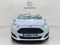 Used Ford Fiesta Zetec 100 HP (73 kW) 2017 White Hatchback