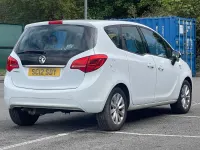 Used Vauxhall Meriva Active 2012 White MPV