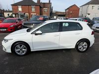 Used VW Golf VIII Life 130 HP (95 kW) 2023 White Hatchback