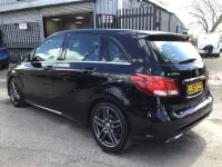 Usado Mercedes B200 AMG line 2017 Preto Monovolume