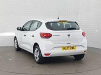 Used Dacia Sandero Essentiel 67 HP (49 kW) 2021 White Hatchback