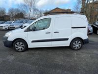 Used Citroën Berlingo 100 HP (73 kW) 2016 White MPV