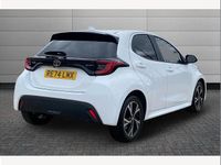 Used Toyota Yaris Hybrid Design 116 HP (85 kW) 2024 White Hatchback