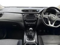 Used Nissan X-Trail N-Connecta 131 HP (96 kW) 2017 Green SUV