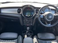 Używany Mini Cooper Exclusive 136 KM (100 kW) 2021 Czarny Hatchback