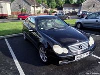 Usado Mercedes C200 SE 163 HP (119 kW) 2003 Coupé