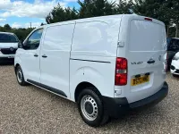 Used Vauxhall Vivaro S 100 HP (73 kW) 2022 White MPV