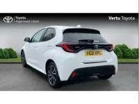 Used Toyota Yaris Design 113 HP (83 kW) 2021 White Hatchback