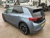 Used VW ID.3 Pro Performance 150 kW (204 HP) 2023 Blue Hatchback